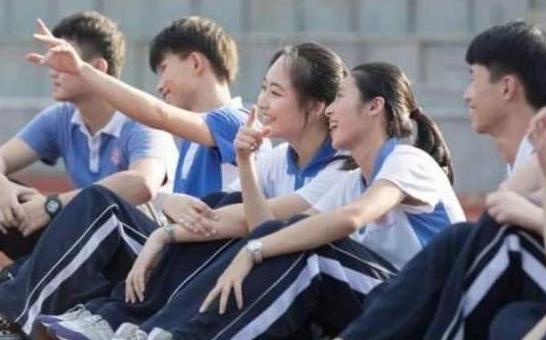 初中200多分可以上什么中專技校？