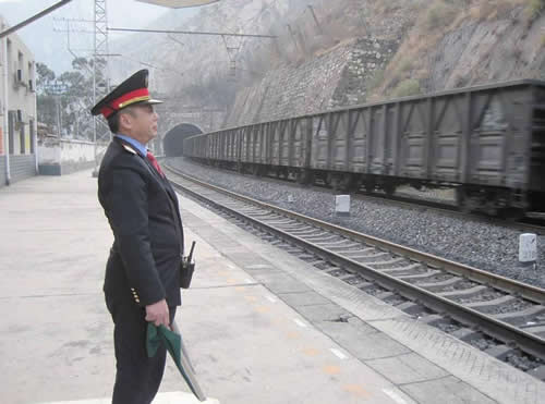 了解鐵路上的五大系統(tǒng)，車，機(jī)，工，電，輛崗位工作
