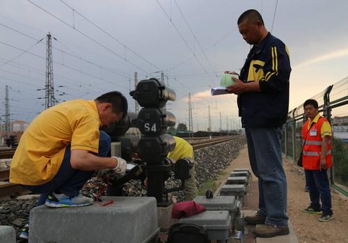 石家莊東華鐵路學(xué)校鐵道信號專業(yè)就業(yè)怎么樣？